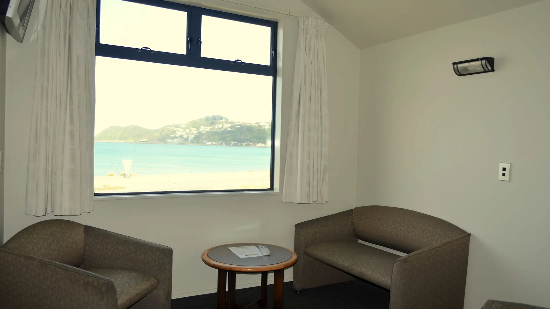 Airport Motel Wellington 4*,